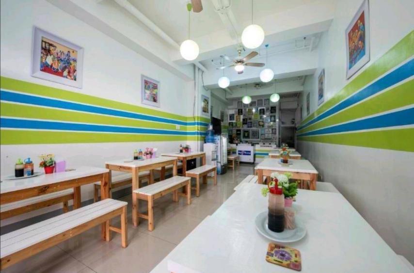 Yuj Inn Pasay Exteriör bild