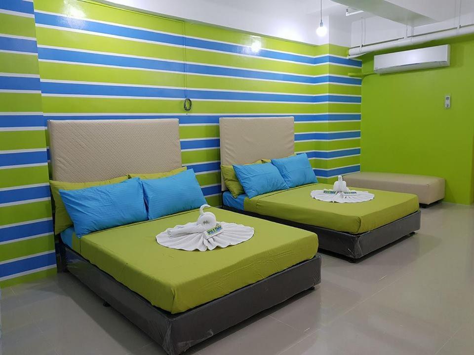 Yuj Inn Pasay Exteriör bild